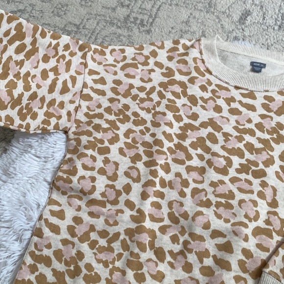 ✨Aerie Oversized Leopard Sweatshirt - Picture 5 of 8